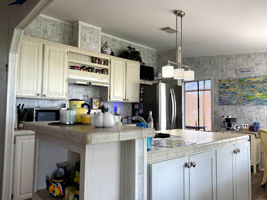 17 West Road a Palmetto, FL Mobile or Manufactured Home for Sale